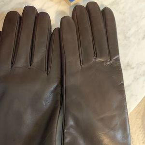 Bloomingdales leather cashmere gloves